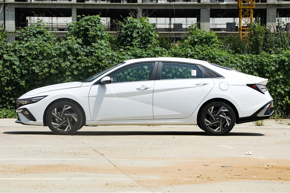 Hyundai Elantra Used Car Sedan 1.6L