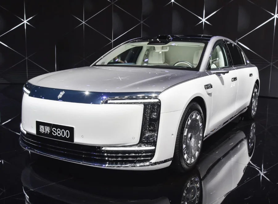2026 Brand New MAEXTRO S800 Turbo Euro VI Light Starry Sky Top Ultra-luxury Range Extender Executive Edition Hybrid Automatic