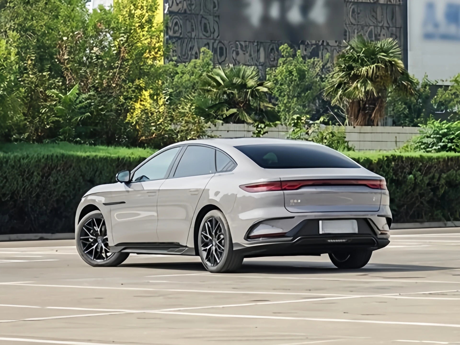 BYd Han 2024 Ev Luxury Edition 506km Range Electric Sedan