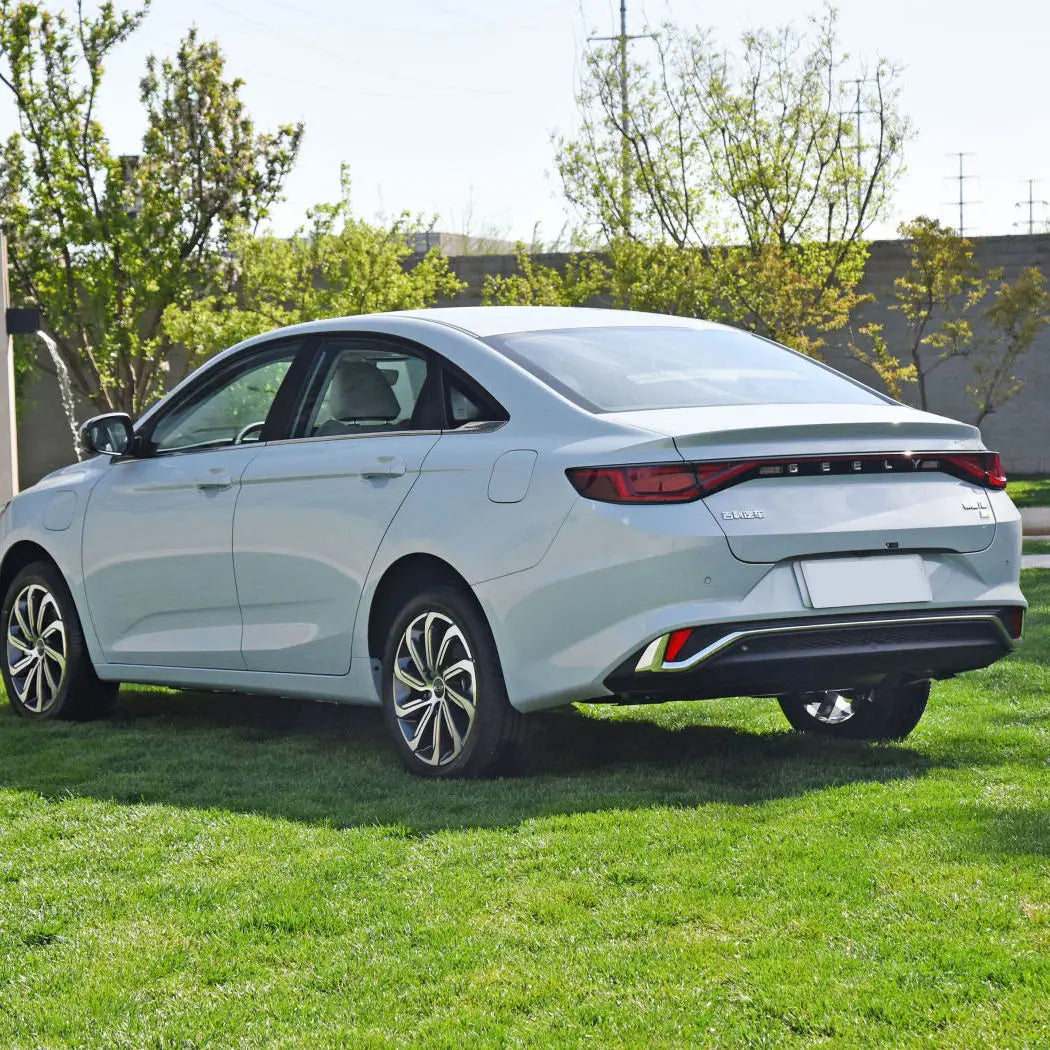Luxury Ev Cars Sedan Geely Emgrand EV DHT Pro L Hi