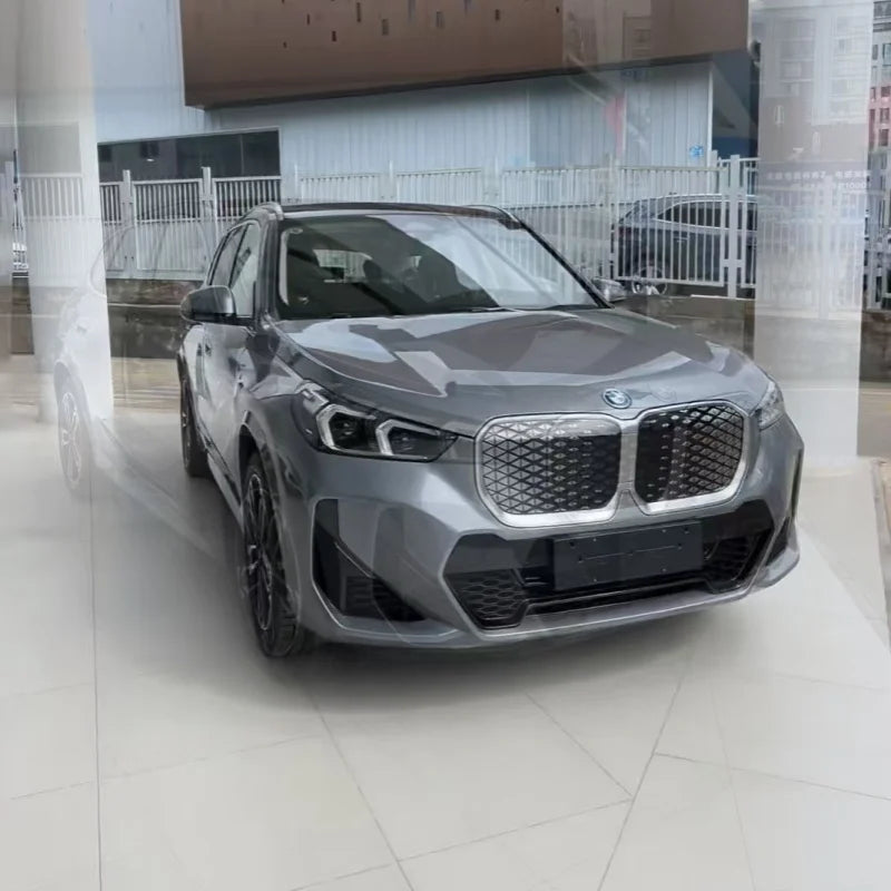 Electric Car 2025 BMW IX1 Compact SUV