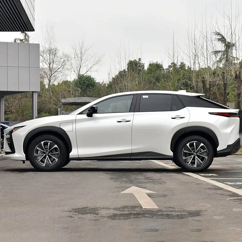 Used Luxury Electric Car Lexus RZ450e Electric SUV 450km Range Made in Japan