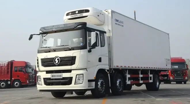 SHACMAN F3000 8x4 Box Cargo Truck