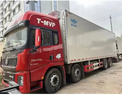 SHACMAN F3000 8x4 Box Cargo Truck