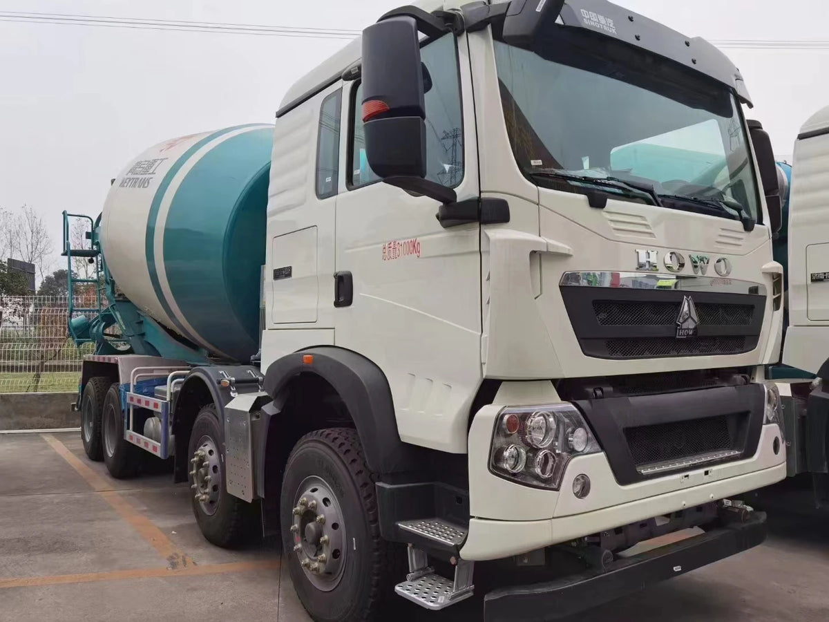 Brand New Sinotruk HOWO Transit Mixers