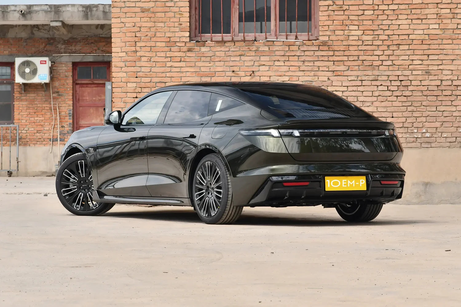 2025 New Geely LYNK&CO 10 EM-P 38.2kWh Brick Battery 240km