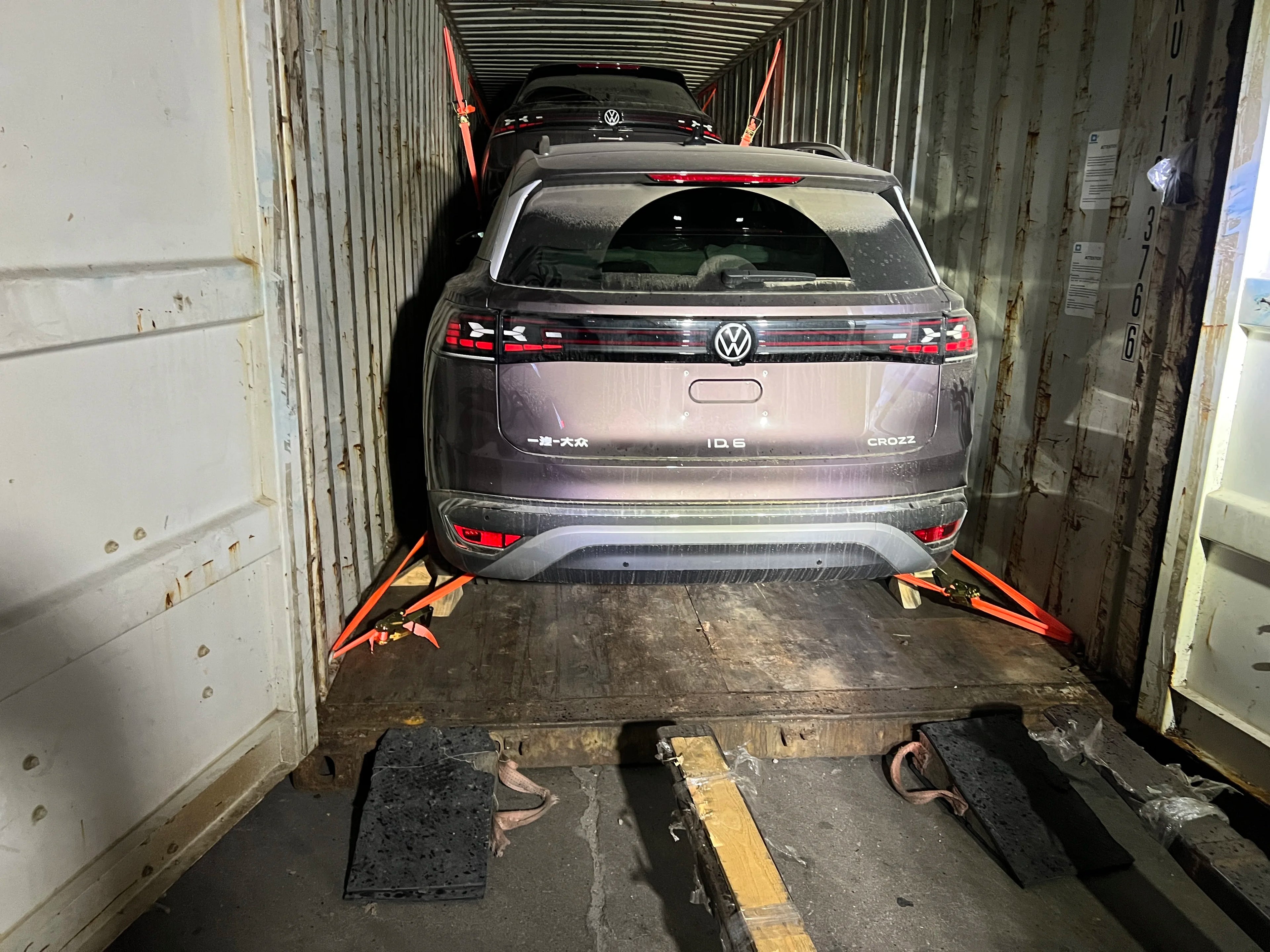 Ev Car Id4 Id6 in Stock Used Right Hand Electric Car