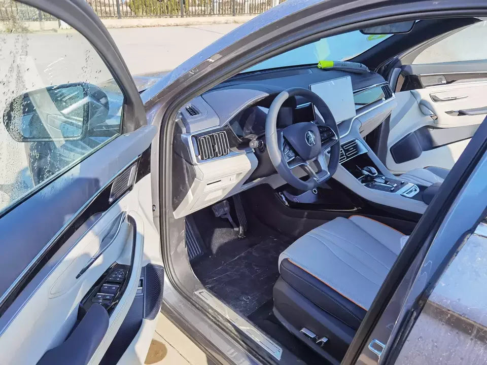 High-Speed EV Song Plus SUV Electric New Energy Vehicle