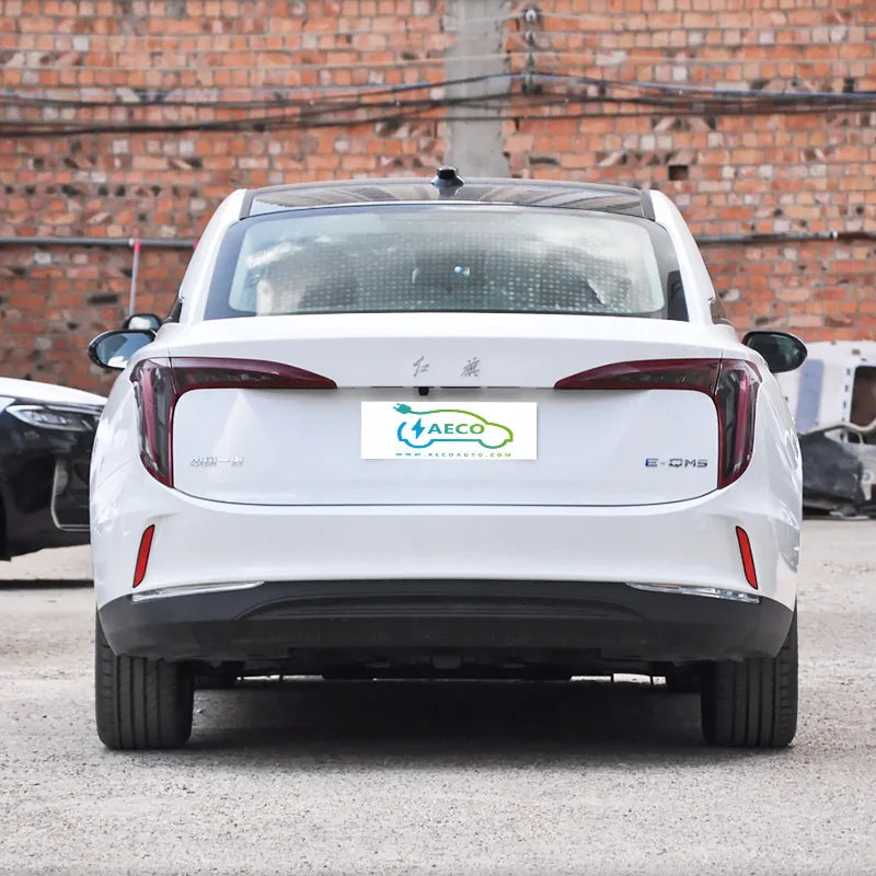 High-Speed Pure Electric EV Car Auto Vehicle for E-QM5 New Energy Vehicle