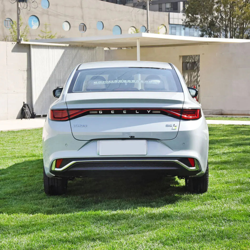 Luxury Ev Cars Sedan Geely Emgrand EV DHT Pro L Hi