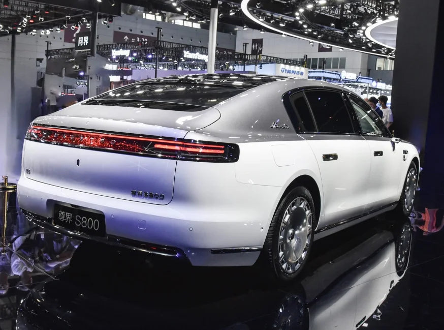 2026 Brand New MAEXTRO S800 Turbo Euro VI Light Starry Sky Top Ultra-luxury Range Extender Executive Edition Hybrid Automatic