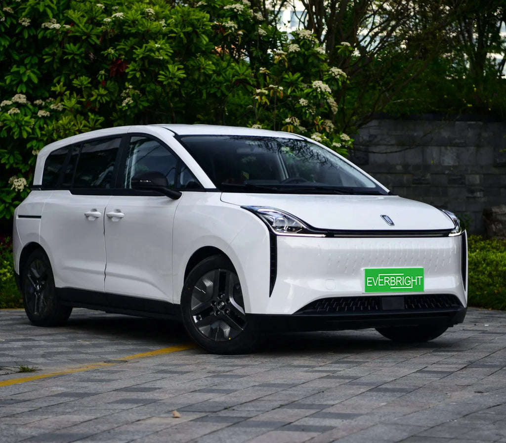 2022 BESTUNE E05 Cheap Electric Car MPV English Version 419km
